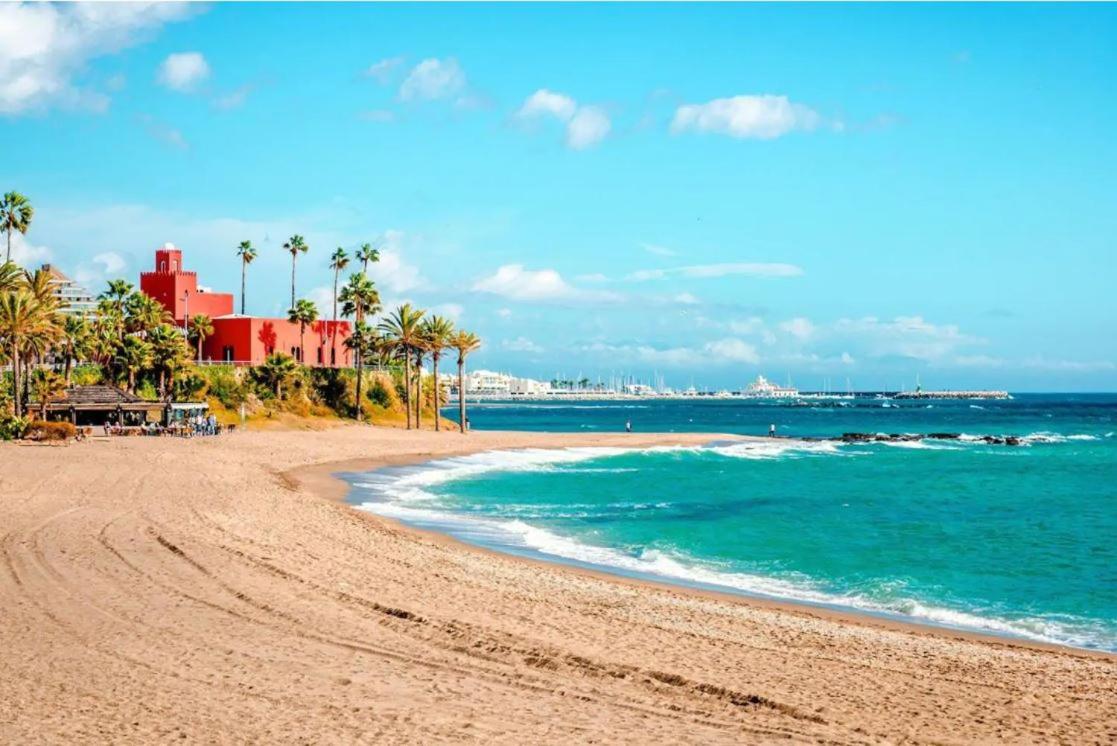 Piso En Alquiler En Benalmadena Costa公寓 外观 照片